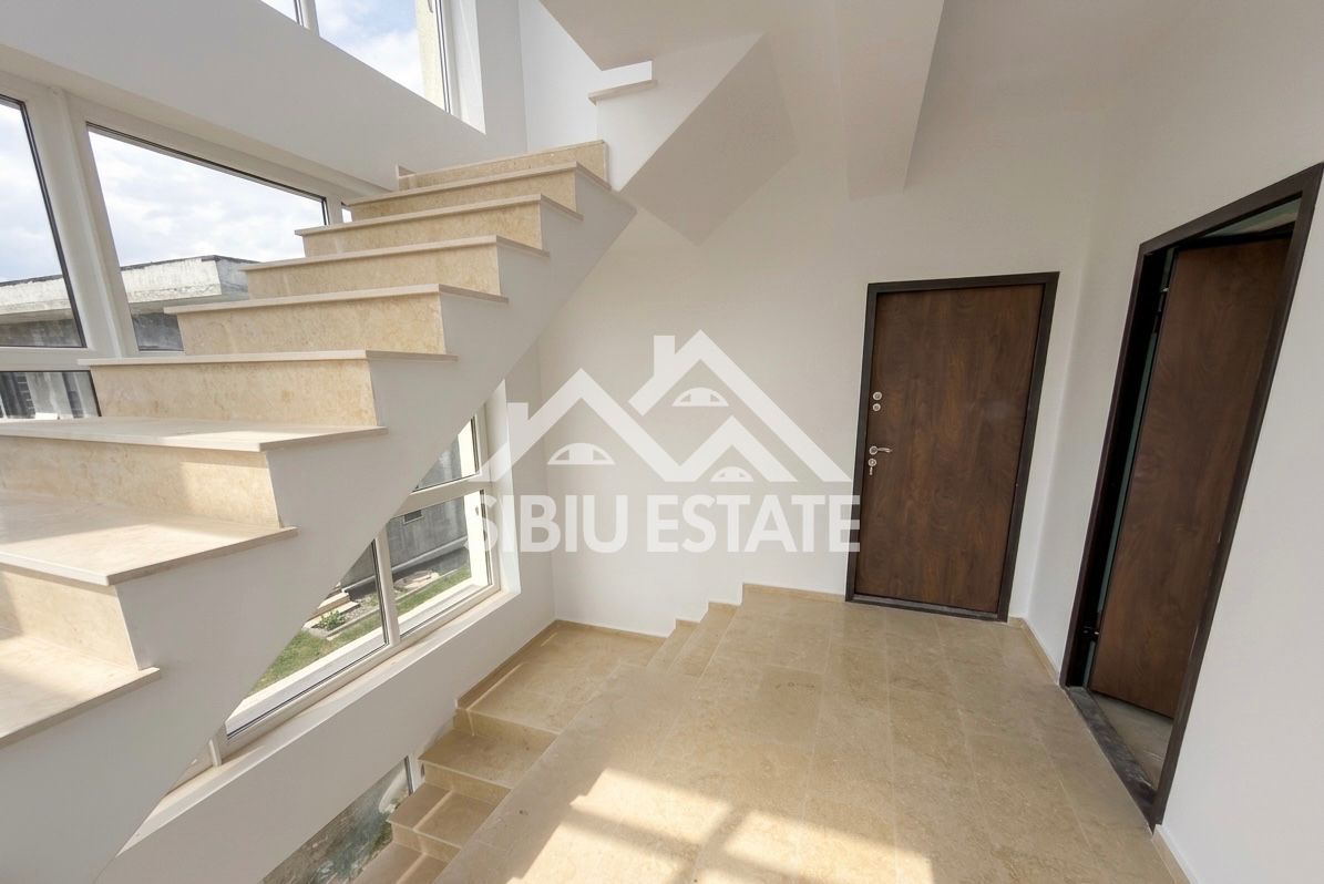 Apartament 3 camere Selimbar Avantaj client 5000 euro la achizitie - Poză 11