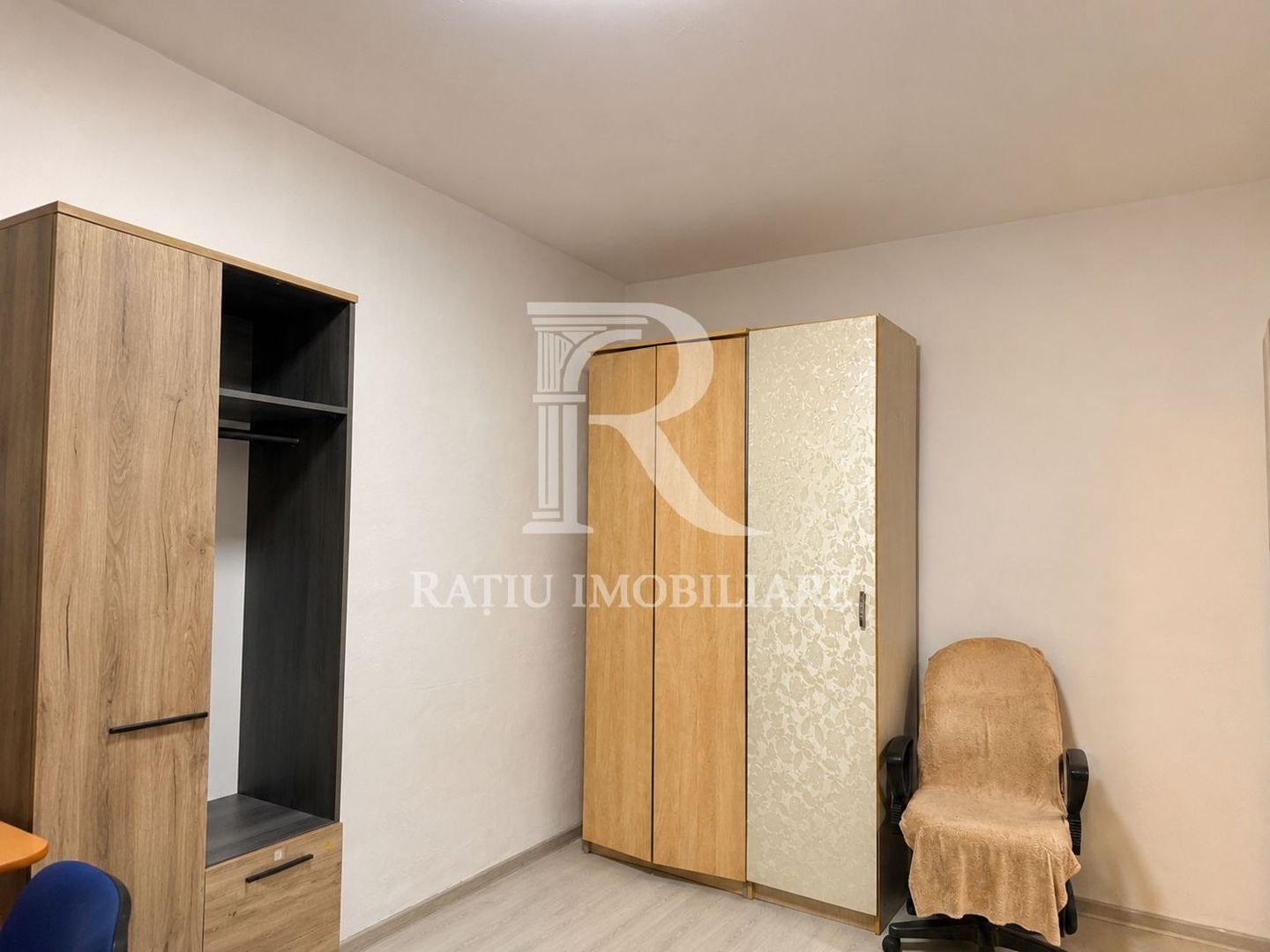 Garsoniera de vanzare | Dacia | Oradea - Poză 3