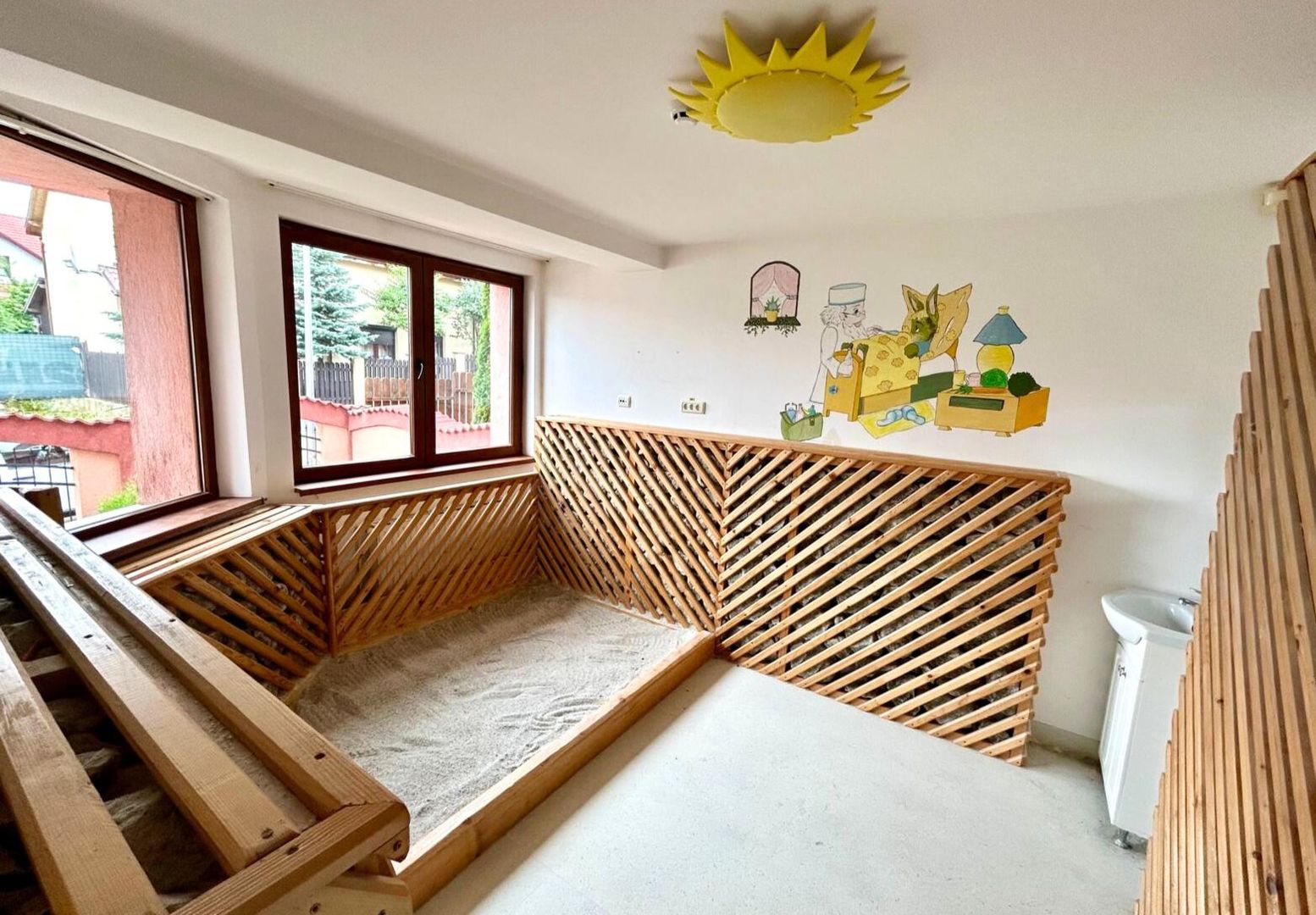 Inchiriere casa individuala multifunctionala zona rezidentiala Bunloc - Poză 14