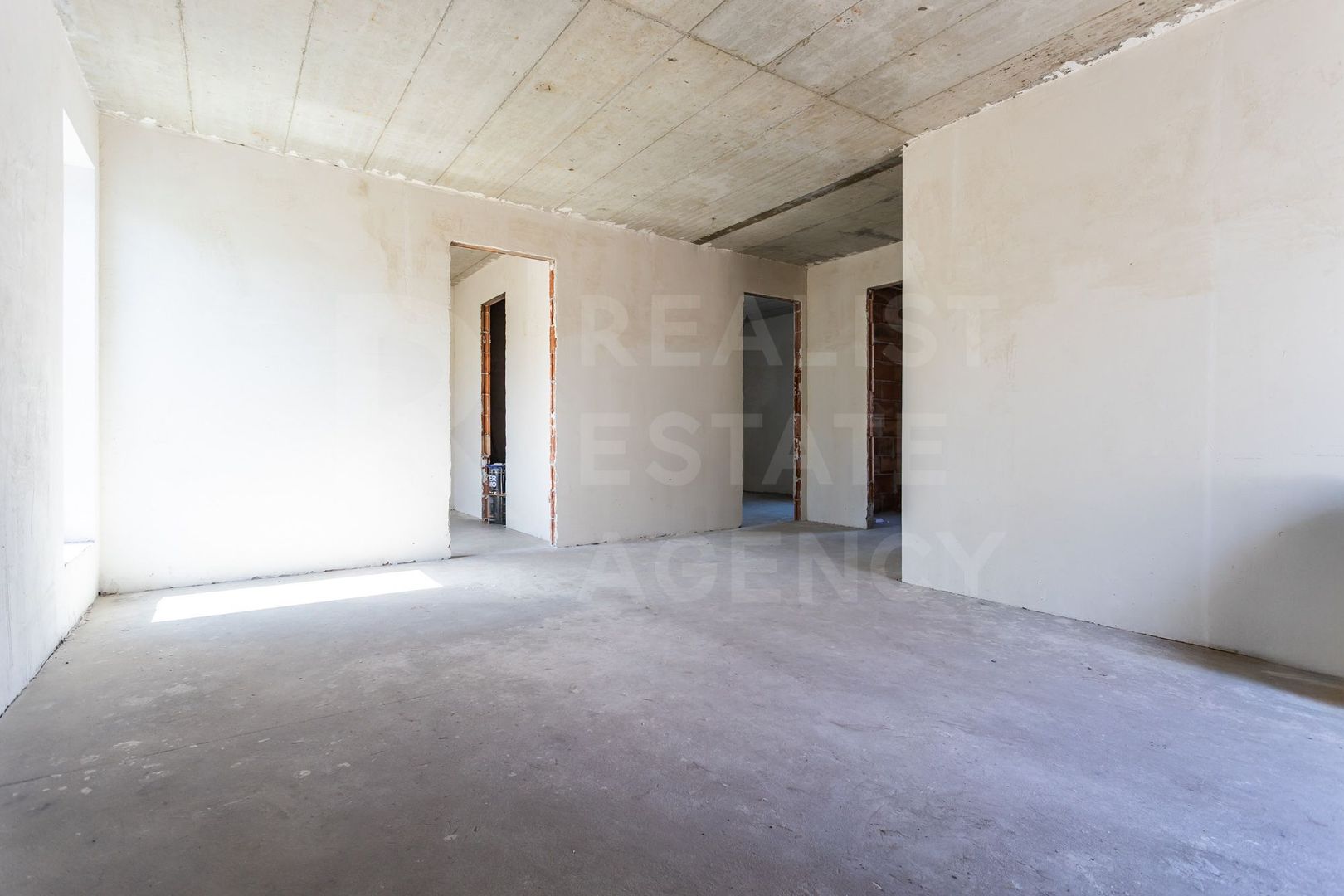 Vânzare,casă Hi-Tech, 3 camere, Porumbeni, raionul Criuleni - Poză 17
