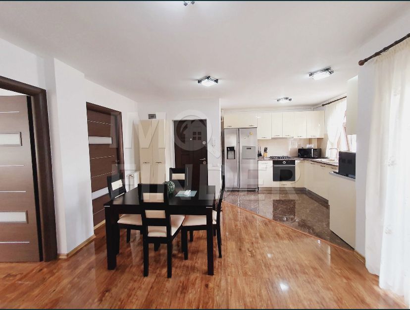 Vanzare 2 camere Zorilor, imobil nou, mobilat si utilat, parcare - Poză 1