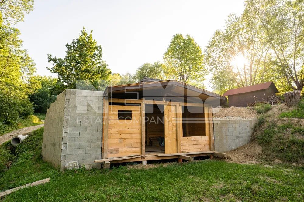 Case cu 24 ari de teren | Partesti de jos, Suceava | Pret: 42.500€ - Poză 3