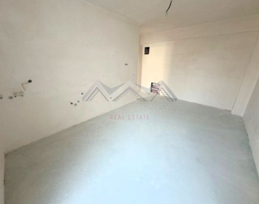 Apartament 2 camere Otopeni central | bloc cu lift | include parcare - Poză 5