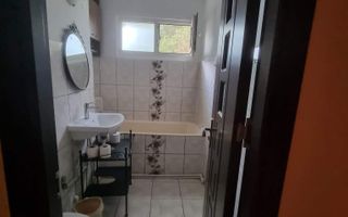 Apartament cu 2 camere  400euro  Podul de Piatra - Poză 2