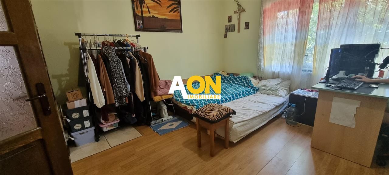 Casa individuala, 2 Camere, zona Poarta I,  300mp teren - Poză 3