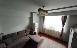 Apartament 3 camere, 2 băi, etaj 2 – Micro 16, cu parcare rezervată - Poză 2