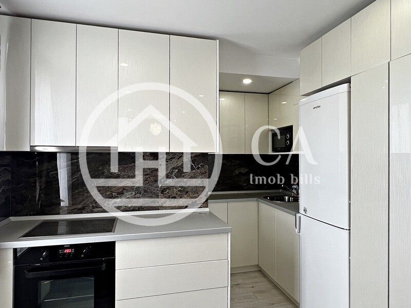 Apartament de închiriat cu 3 camere în zona Nufărul, Oradea - Poză 4