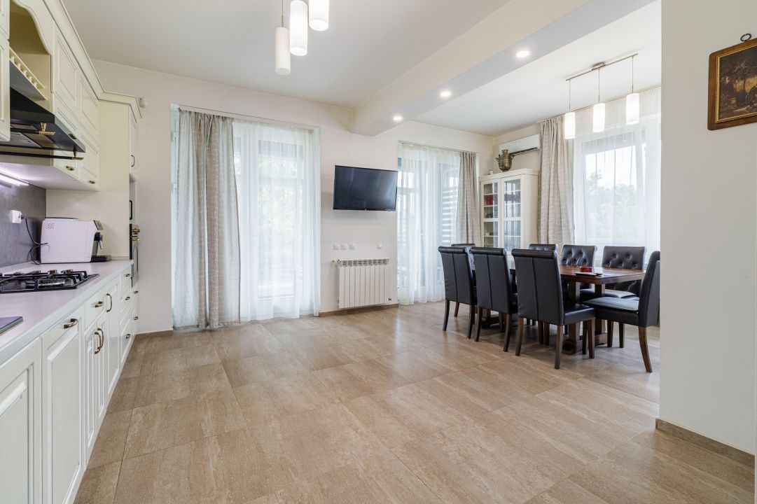 Casa in stil mediteranean cu teren generos - Poză 35