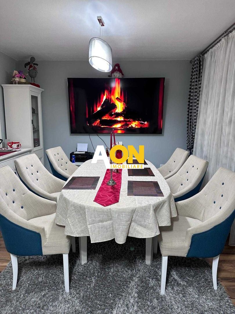 Casă tip înșiruit, 4 camere, Cetate, renovată 2024, acces 2 străzi - Poză 3