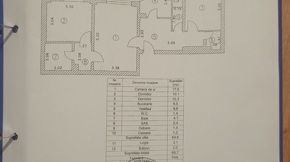 Apartament cu trei camere - Poză 1