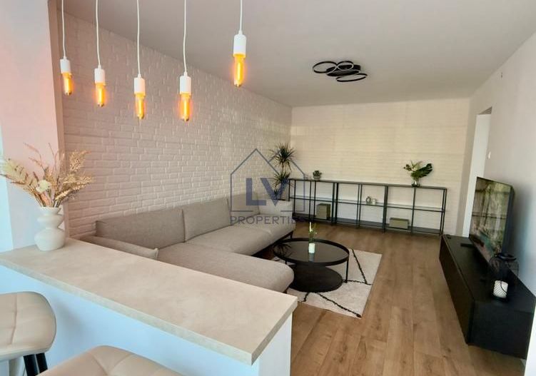 VANZARE APARTAMENT 2 CAMERE | ZONA OBOR | COMPLET RENOVAT - Poză 2