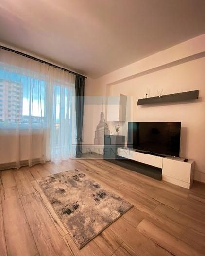 Apartament 3 camere , 2 bai, mobilat/utilat - zona Tractorul - Poză 1