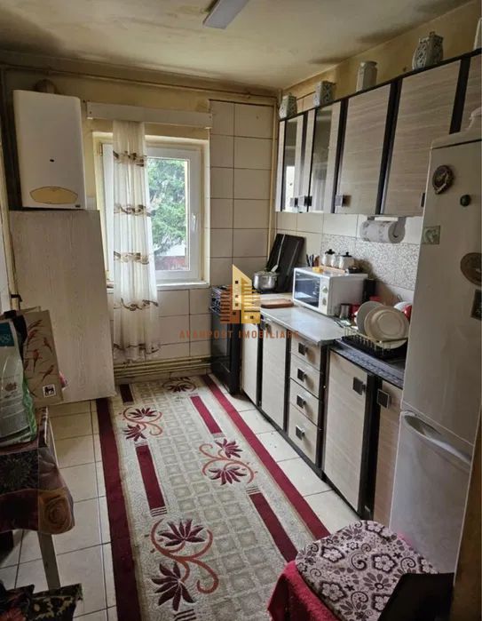 | Apartament cu 4 camere de vanzare | ETAJ 1 | Cartierul Grigorescu | - Poză 6