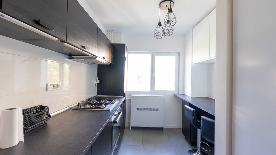 Închiriere apartament 3 camere – Bd. Lacul Tei - Poză 2