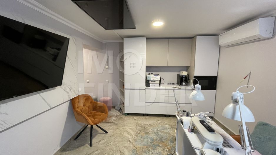 Vanzare doua spatii tehnice, zona Banca Transilvania, Buna Ziua - Poză 1