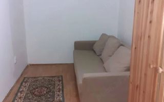 Apartament  2 camere sagului parter cu centrala - Poză 3