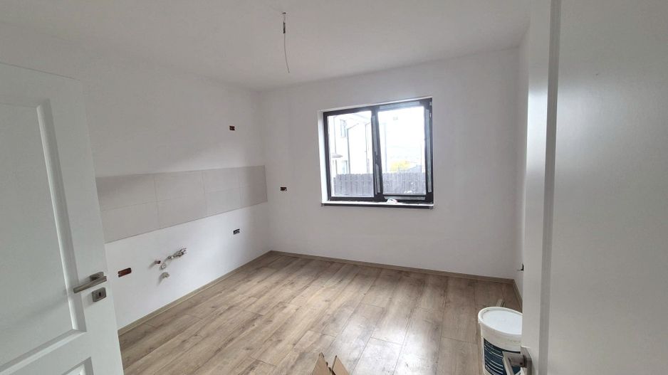 Casa noua individuala, P+E, Cetate, 120 mp, 3 bai - Poză 4