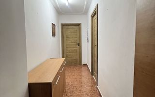 2 camere, centrala proprie, zona liniștită -Hotel Strelitia - Poză 2