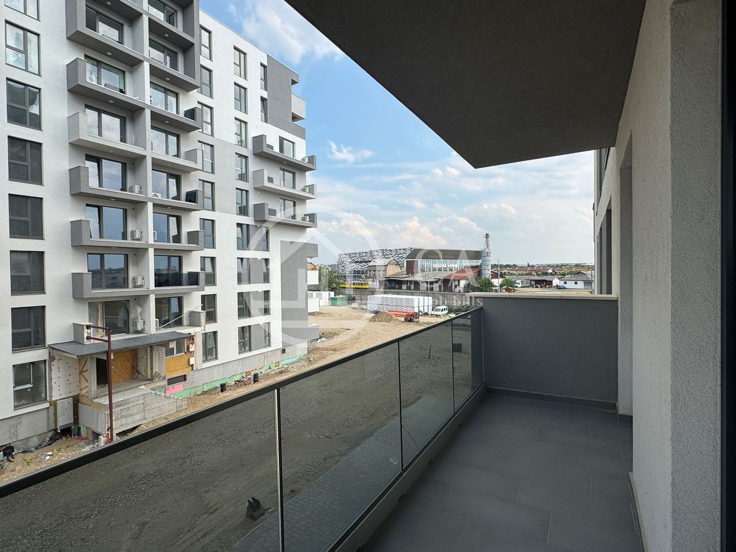 Apartament  de închiriat cu 3 camere în PRIMA ARENA, Oradea - Poză 10