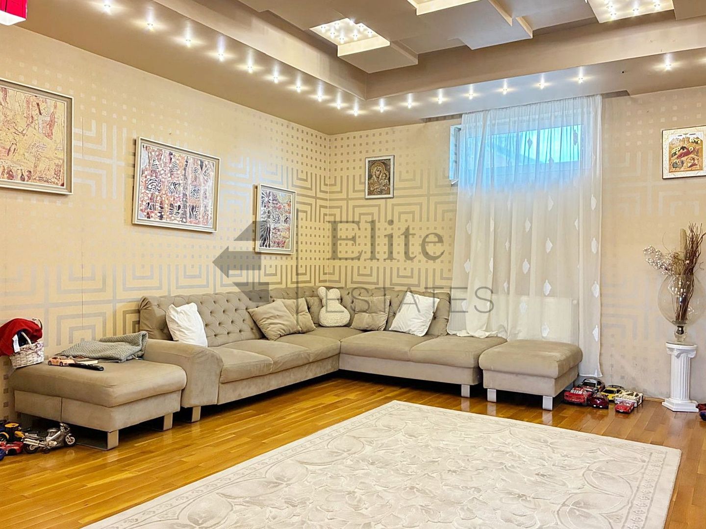 Imobil cu teren de vanzare ultracentral in Oradea - Poză 2