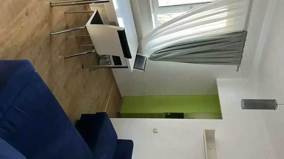 De închiriat Apartament 3 camere într-o vilă, zonă liniștită direct propietar - Poză 7