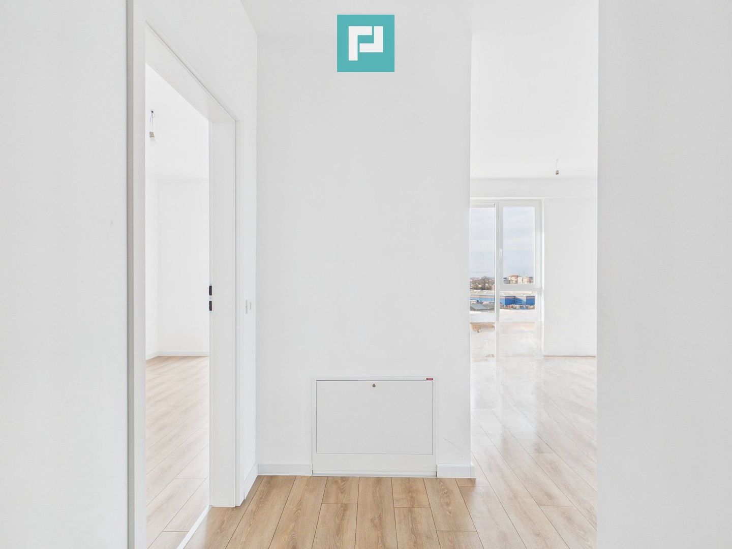 3 camere PREMIUM, terasă 22 mp, etaj 8 - Poză 3