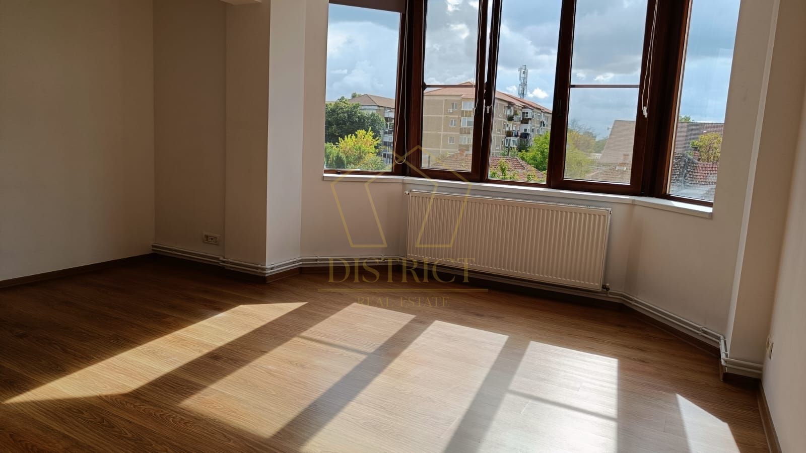 Spațiu de birouri de închiriat | Zona LIPOVE - Poză 2