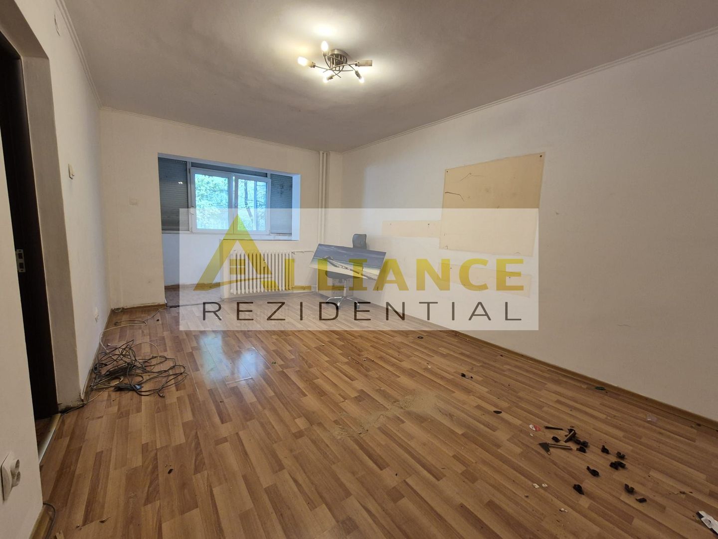 Metrou Titan Sector 3 Apartament 2 camere decomandat 56 mp - Poză 12