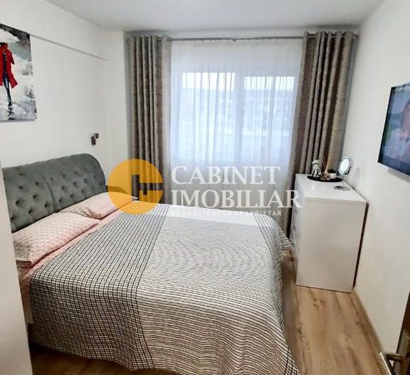 ETAJ INTERMEDIAR - 3 CAMERE - 2 BAI - 2 LOCURI DE PARCARE - POPAS PACURARI - Poză 3