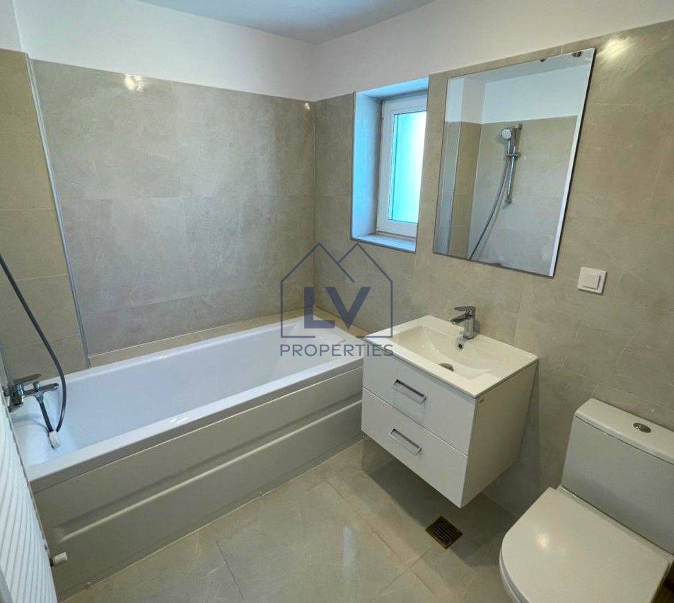 INCHIRIERE APARTAMENT 7 CAMERE | PIATA VICTORIEI - Poză 11
