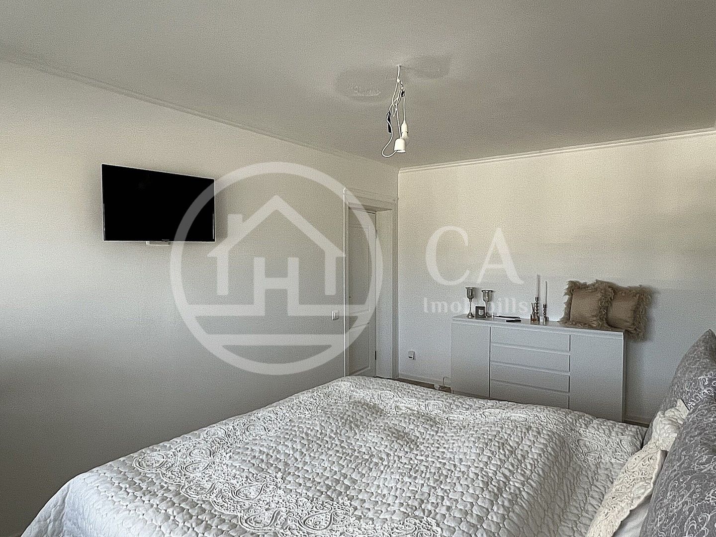 Apartament cu 2 camere de vanzare in cartierul Milano 5 Oradea - Poză 9