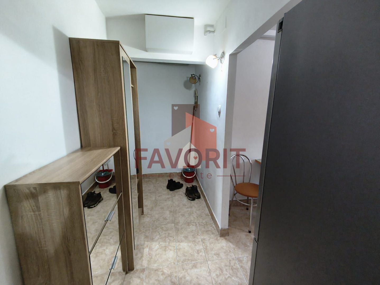 2 camere | centrala proprie | mobilat si utilat | zona excelenta | - Poză 5