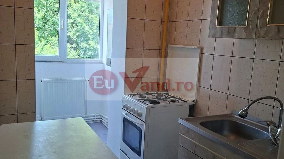 De inchiriat apartament cu o camera, I. C. Frimu, et. 4/4, 1250 lei - Poză 6