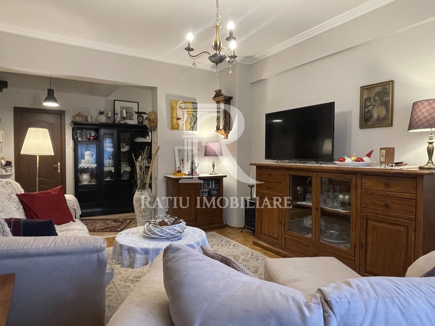 Apartament la casa | 3 Camere | Central | Oradea - Poză 4
