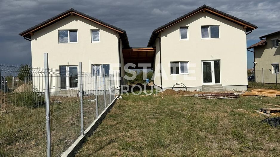 Duplex cu 4 camere despartit prin carport in Mosnita Noua! - Poză 12