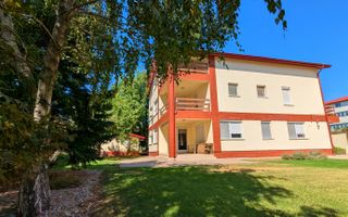 Vila de inchiriat in zona Berceni-Grand Arena, P+1+M, 1500 mp teren - Poză 1