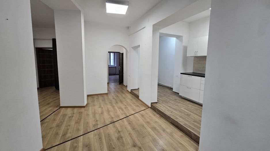 5 camere| Piata Rosetti - Poză 3