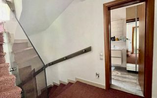 Vila cu 5 camere //2 parking// Zona Domenii - Poză 31