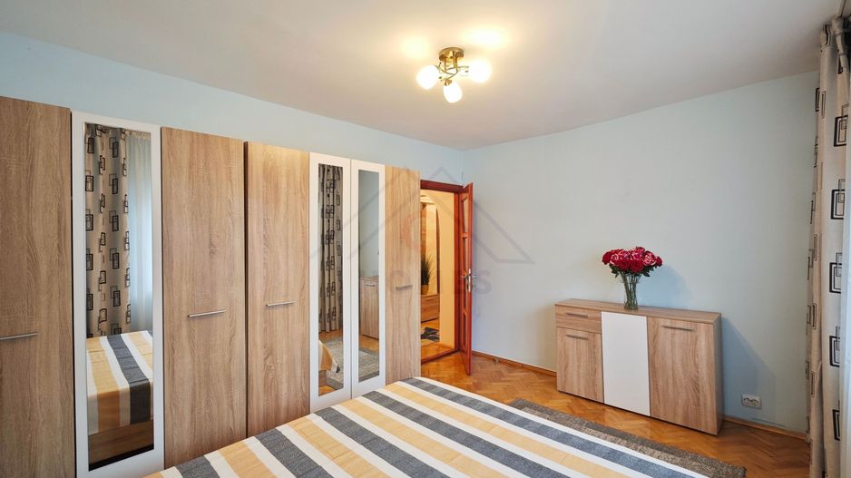Apartament mare, decomandat, bucatarie separata. PET FRIENDLY. - Poză 22