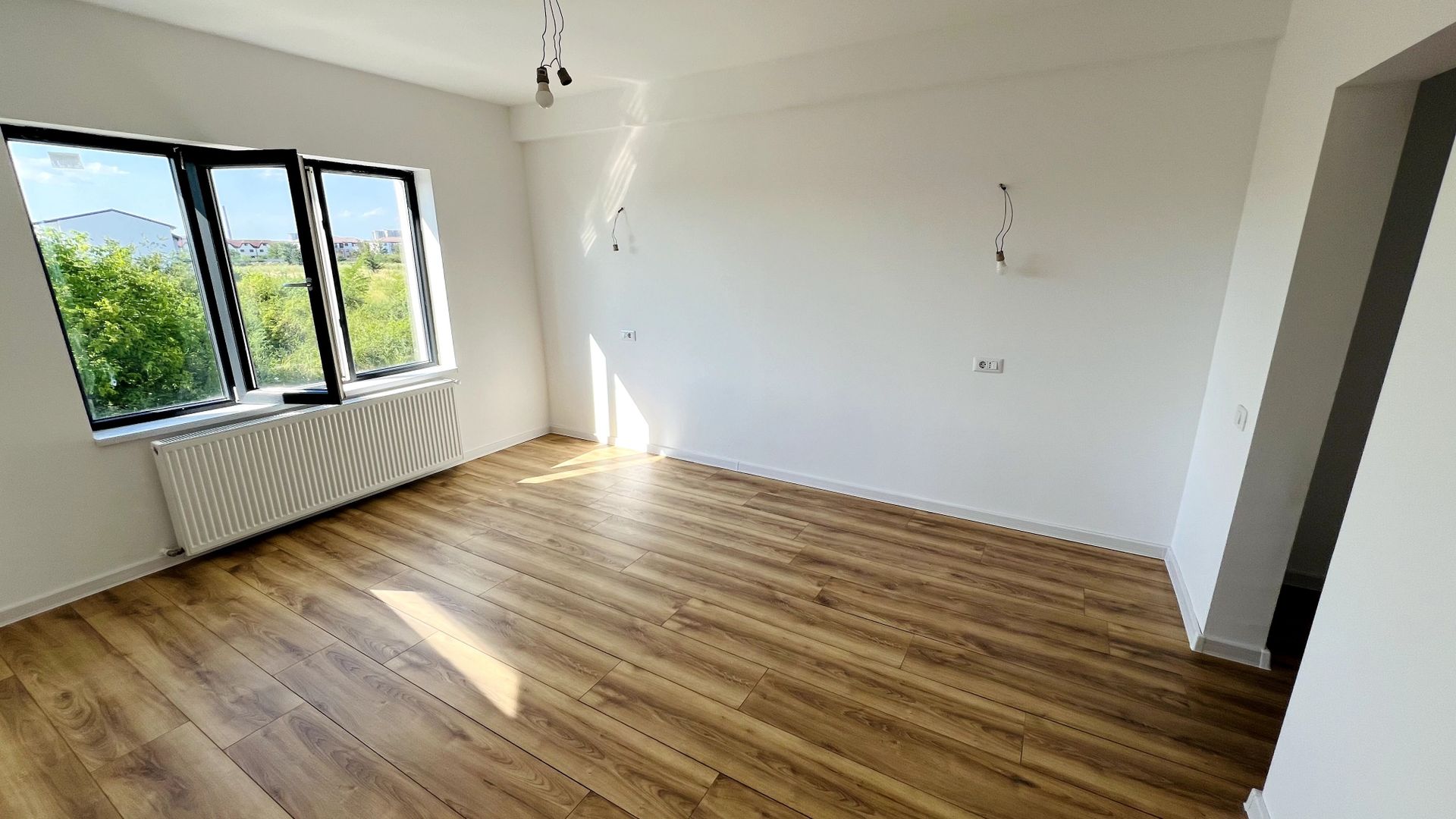 Vilă duplex 180 mp utili + terasă 50 mp | teren 300 mp | Bragadiru | - Poză 4