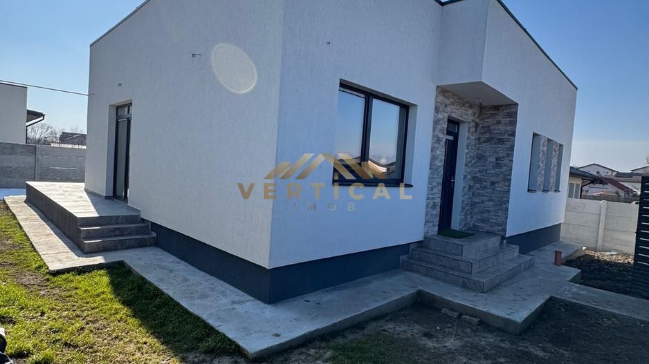 Casa 4 camere, parter,  Comuna Berceni - Poză 1