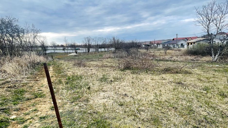 Teren Intravilan cu Front Dublu în Paleu - Poză 2