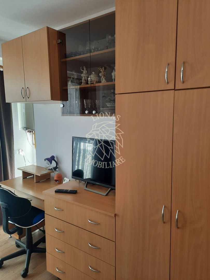 Apartament decomandat 2 camere-terasa 10 mp-etaj 1-Zona Centrala - Poză 6