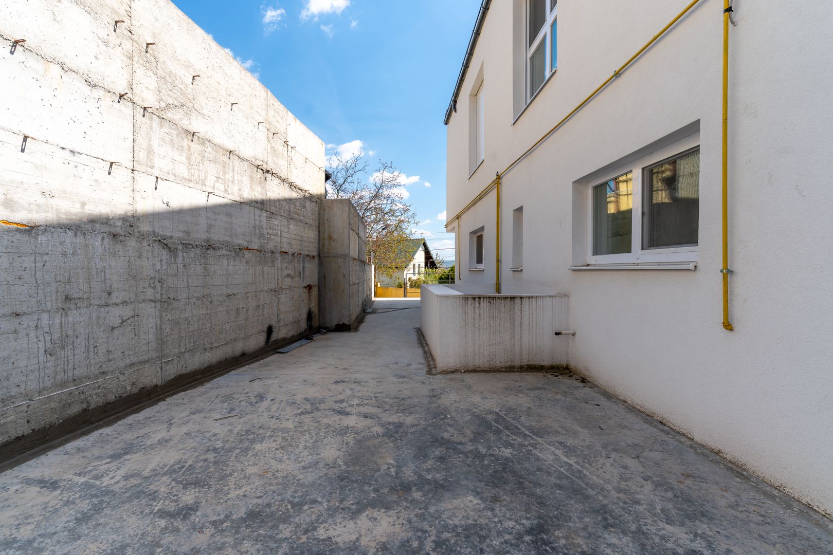 Casă / Vilă cu 5 camere de închiriat în zona Dambul Rotund - Poză 8