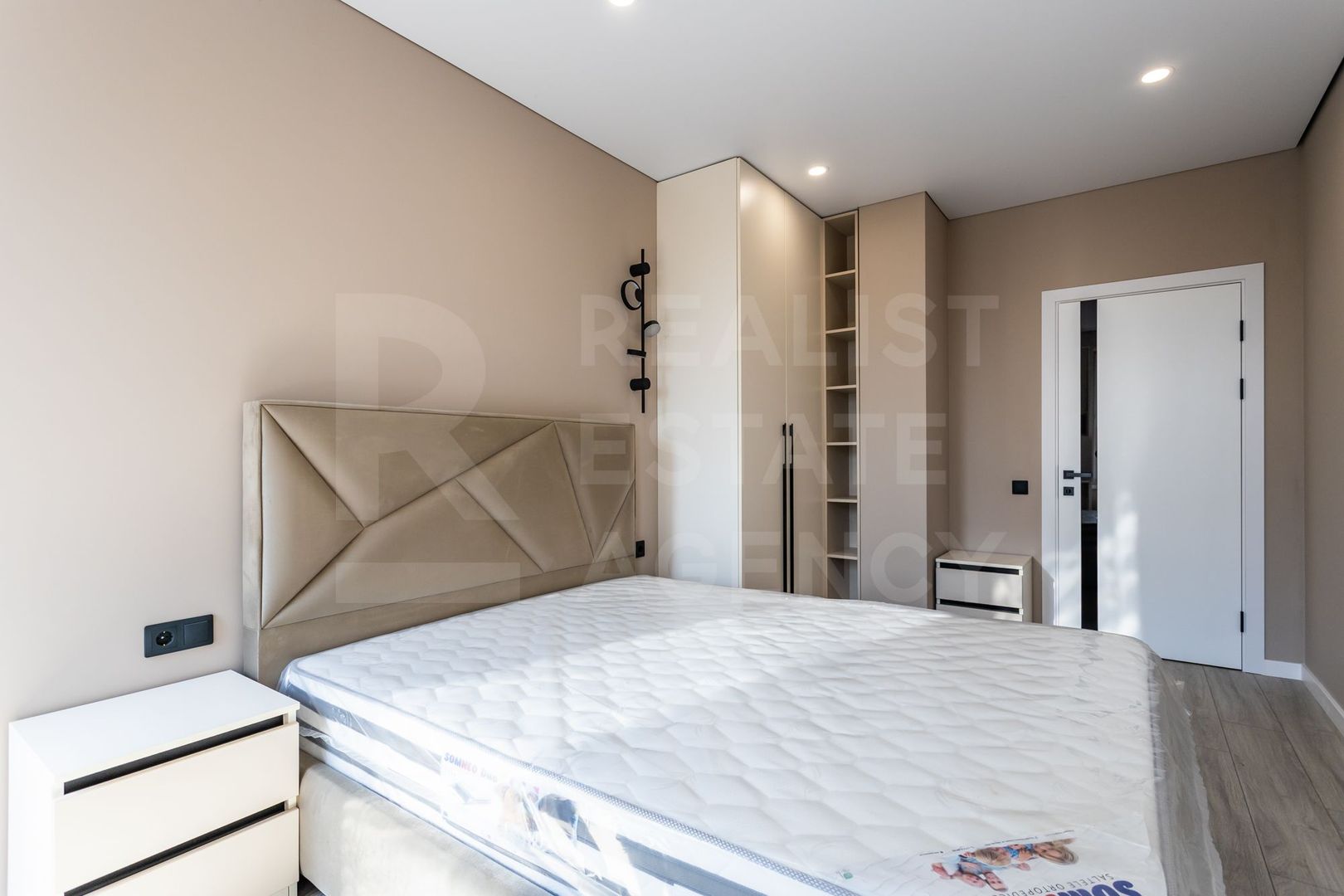 Chirie, apartament, 3 camere, str. Ioana Radu, Buiucani - Poză 10