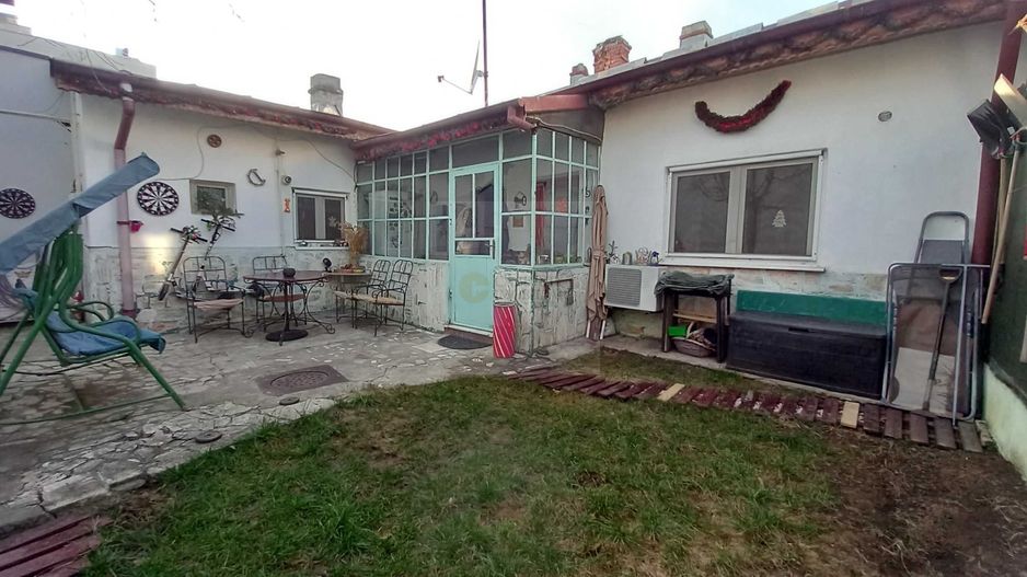 Casă cu Teren de Vânzare – Locație Excelentă în Domenii, Sector 1 - Poză 1