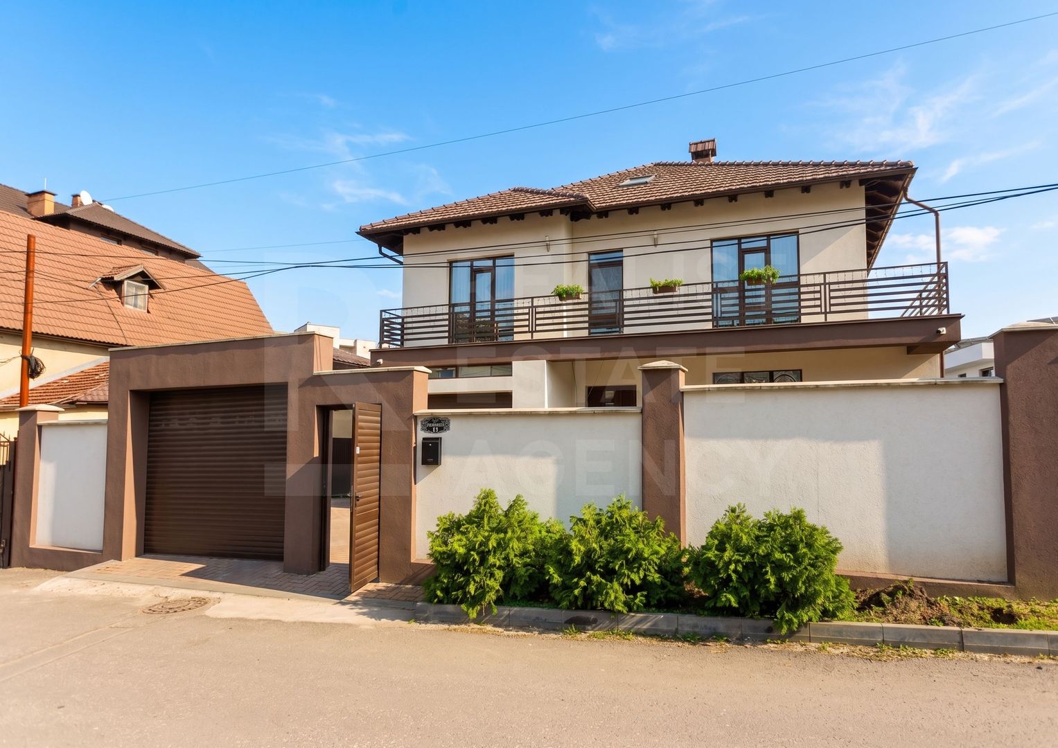 Vânzare, casă, 4 camere, str. Primăverii, Buiucani - Poză 1