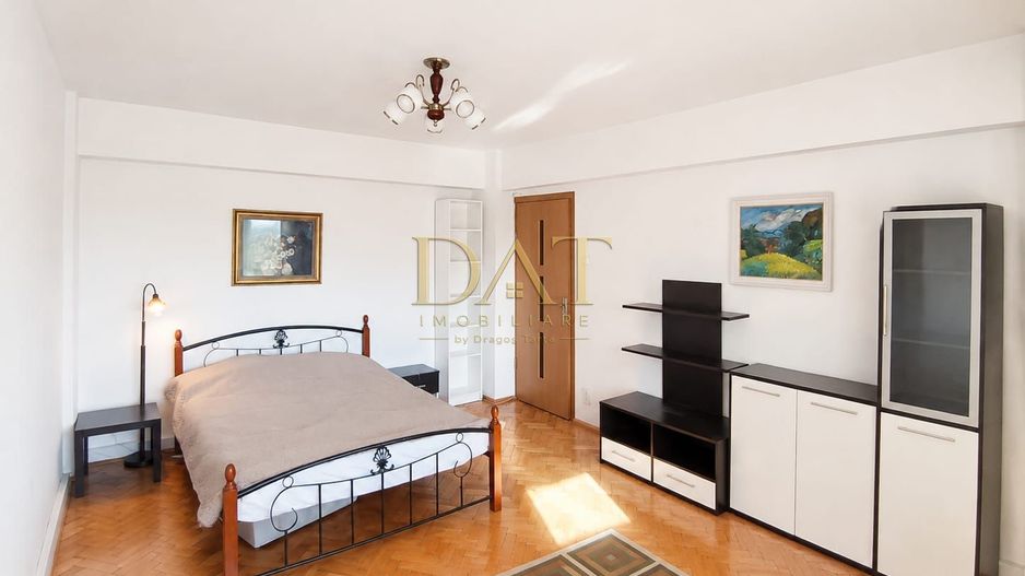 Apartament 4 camere | 90 mp | 3 balcoane | 2 parcări Piața Cipariu - Poză 1
