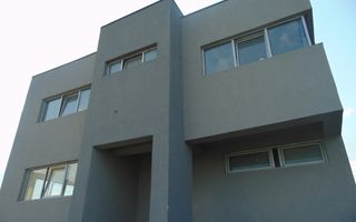 Tunari! Vila de inchiriat, pretabila pentru 15 - 20 muncitori - Poză 2