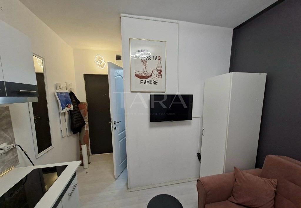 Garsonieră modernă, complet mobilată, în cartierul Gheorgheni. - Poză 3